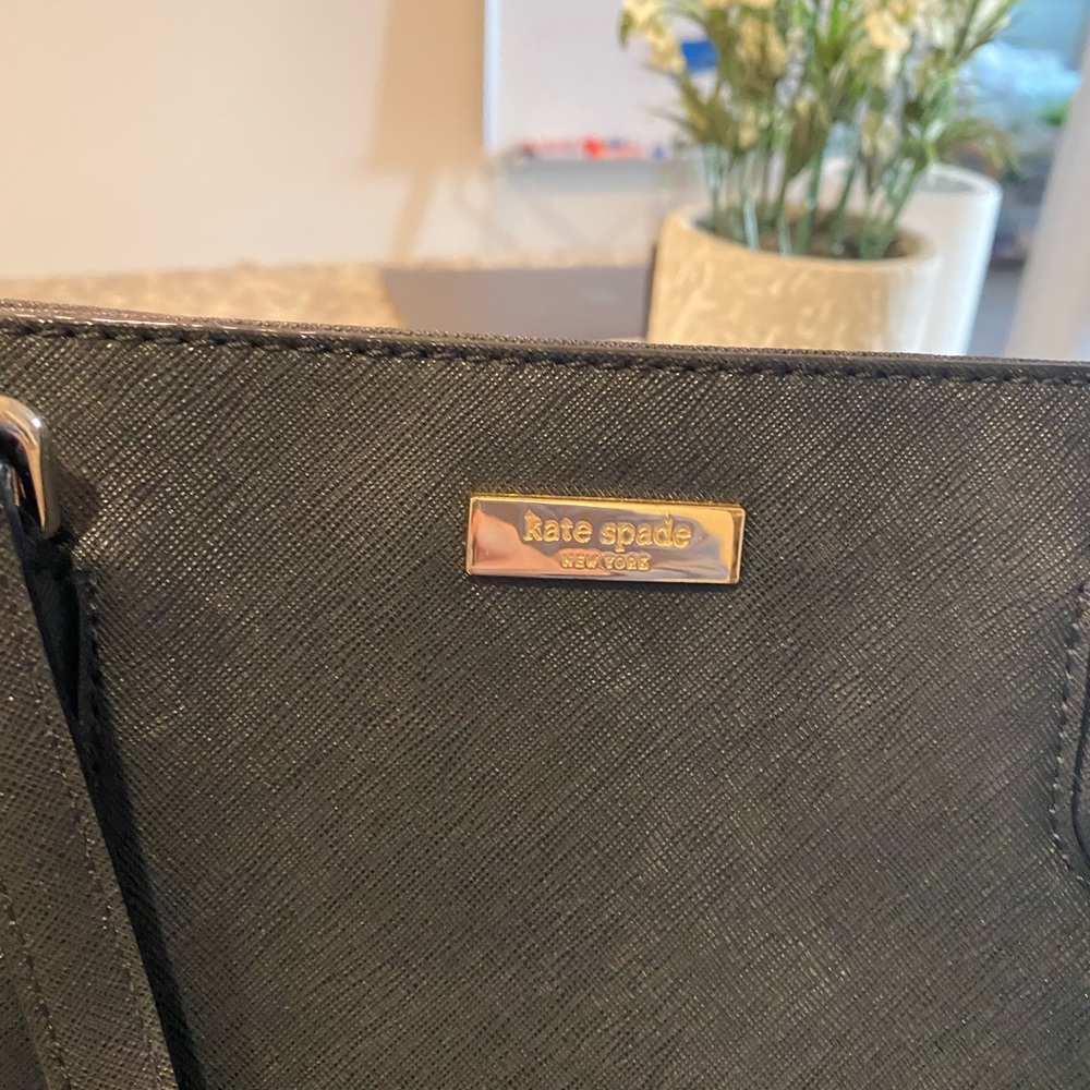 purse - Picture 1 of 5